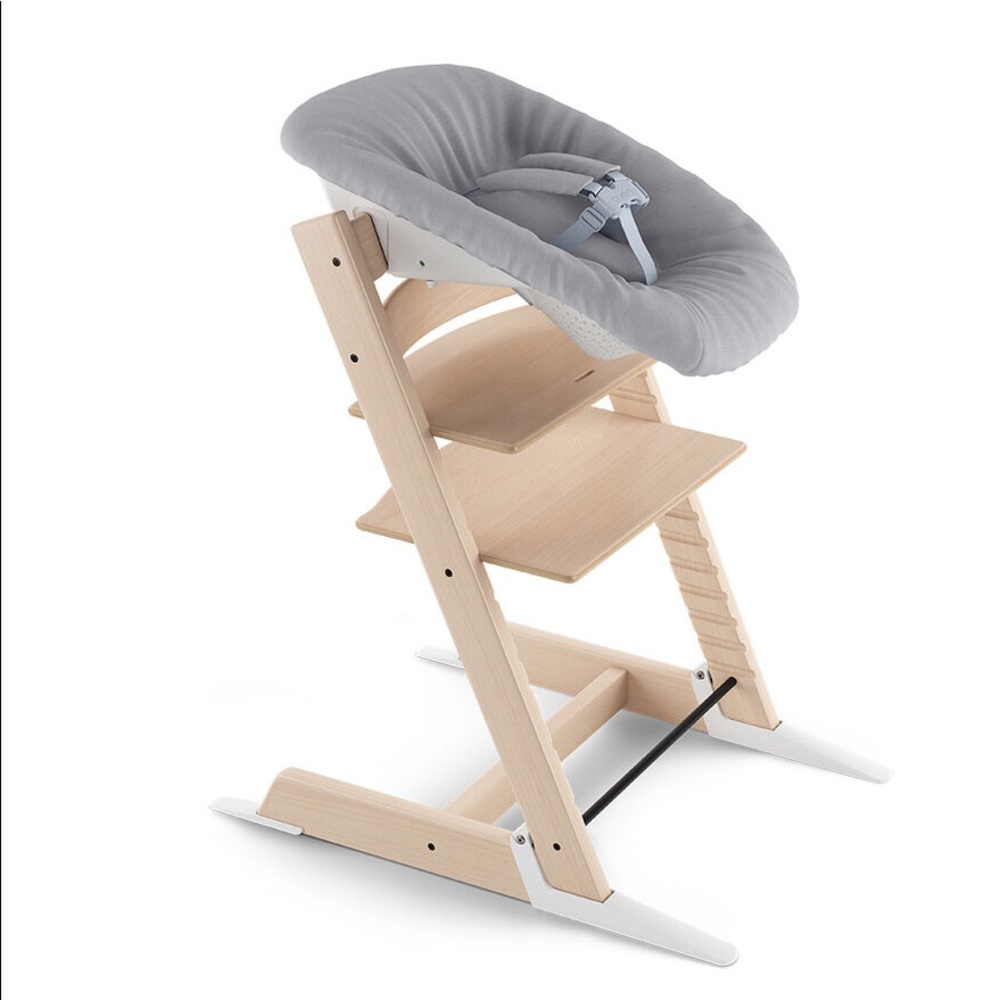 Tripp Trapp Newborn Seat by Stokke in Grey